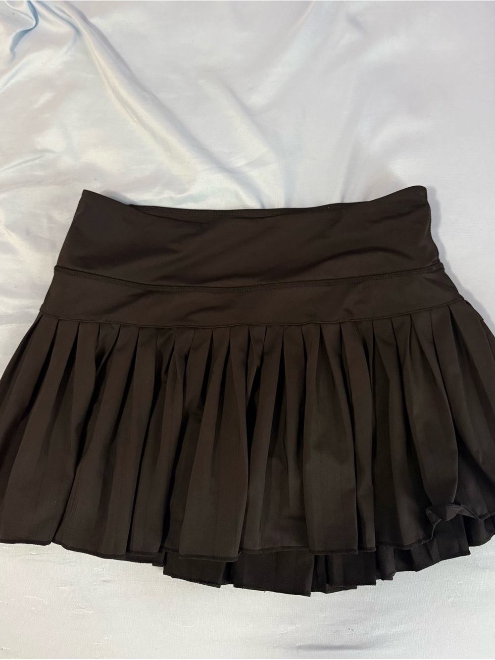 Gold hinge skirt